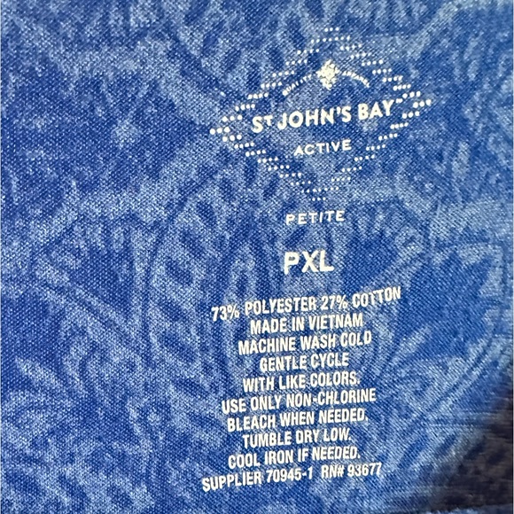 St John’s Bay Active Blue Floral Top w/ Ruched String Tie Sides - Picture 3 of 3